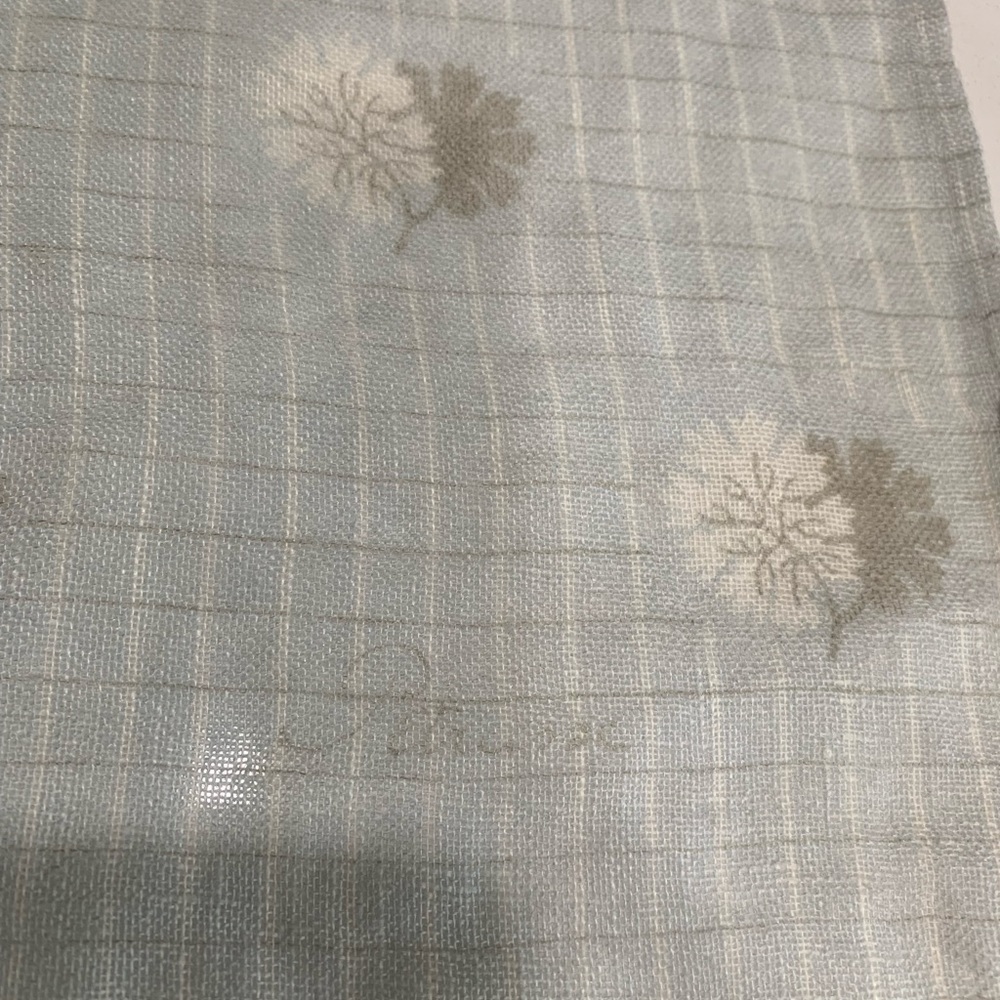 Petrusse Linen Long Scarf - Picture 9 of 9